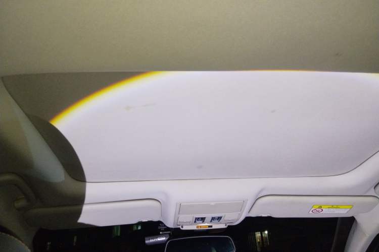 Used Jaguar XEL 2019 2.0T 200 PS Luxury Edition Headliner