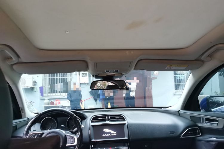Used Jaguar XEL 2019 2.0T 200 PS Luxury Edition Headliner