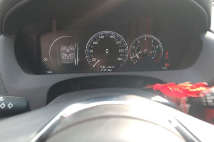Used Jaguar XEL 2019 2.0T 200 PS Deluxe Edition Instrument Cluster