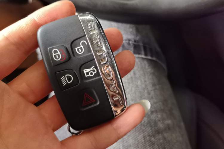 Used Jaguar XEL 2019 2.0T 200 PS Luxury Edition Interior 1