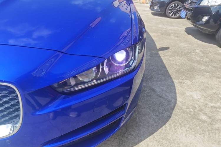 Used Jaguar XEL 2019 2.0T 200 PS Deluxe Edition Left Front Headlight