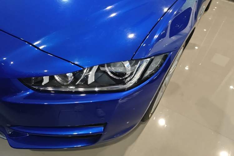 Used Jaguar XEL 2019 2.0T 200 PS Deluxe Edition Left Front Headlight