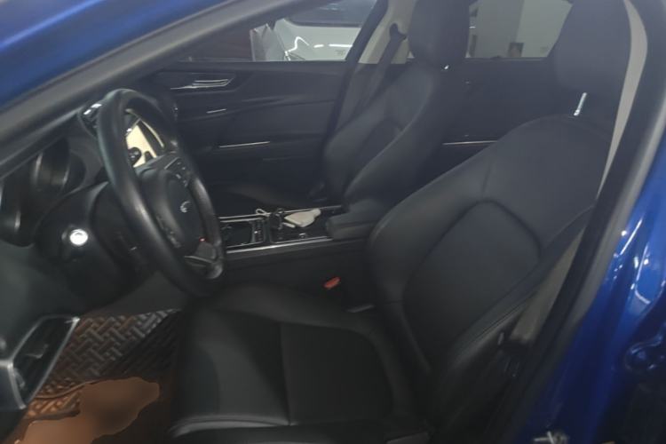 Used Jaguar XEL 2019 2.0T 200 PS Elite Edition Left Front Seat