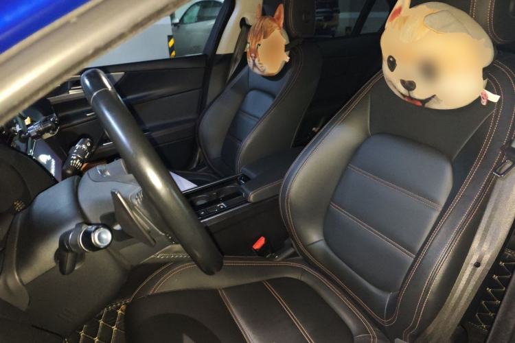 Used Jaguar XEL 2019 2.0T 250 PS Premium Edition Left Front Seat
