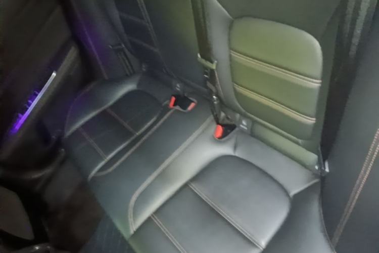 Used Jaguar XEL 2019 2.0T 200 PS Deluxe Edition Left Rear Seat