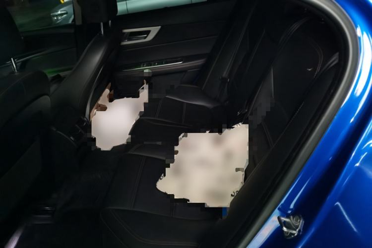 Used Jaguar XEL 2019 2.0T 200 PS Luxury Edition Left Rear Seat