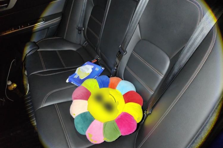 Used Jaguar XEL 2019 2.0T 200 PS Deluxe Edition Left Rear Seat