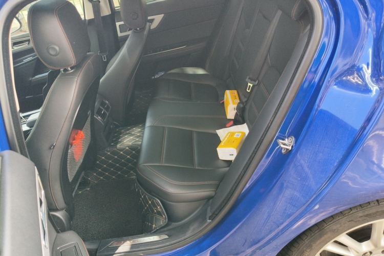 Used Jaguar XEL 2019 2.0T 200 PS Luxury Edition Left Rear Seat