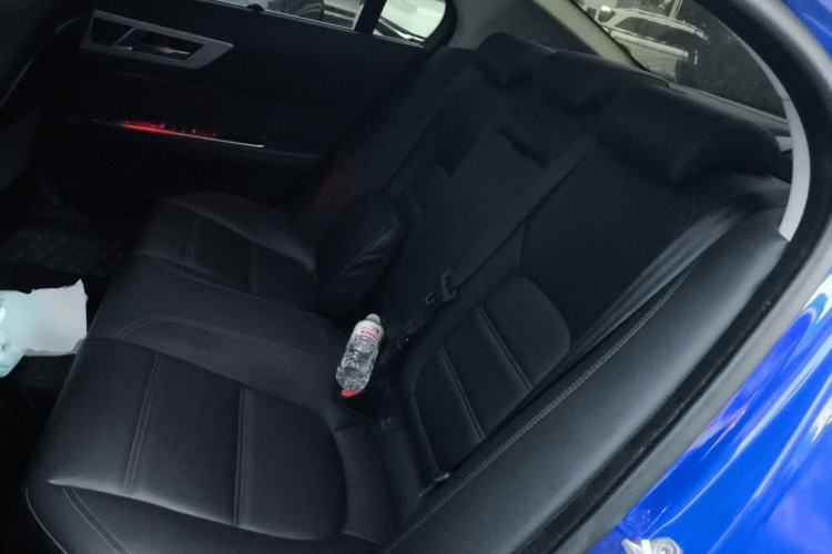 Used Jaguar XEL 2019 2.0T 200 PS Deluxe Edition Left Rear Seat