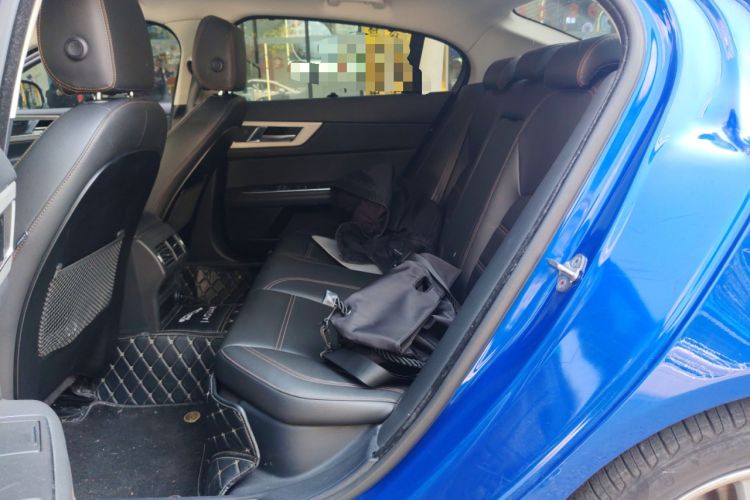 Used Jaguar XEL 2019 2.0T 200 PS Deluxe Edition Left Rear Seat