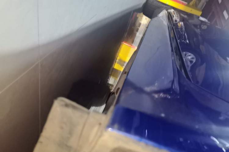 Used Jaguar XEL 2019 2.0T 200 PS Deluxe Edition Left Side Sill