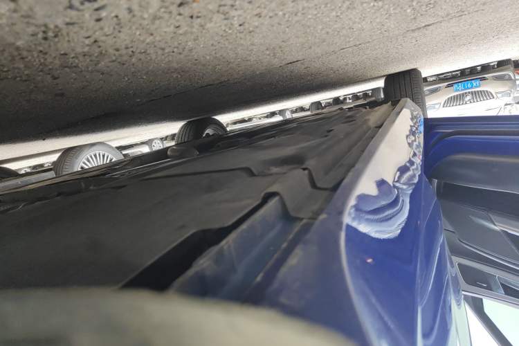 Used Jaguar XEL 2019 2.0T 200 PS Deluxe Edition Left Side Sill