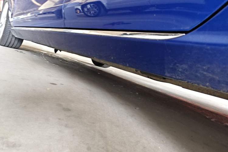 Used Jaguar XEL 2019 2.0T 200 PS Luxury Edition Left Side Sill