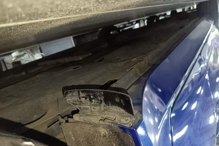 Used Jaguar XEL 2019 2.0T 200 PS Deluxe Edition Left Side Sill