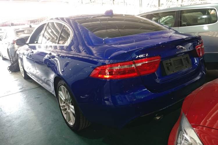 Used Jaguar XEL 2019 2.0T 200 PS Deluxe Edition Rear Left 45 Deg