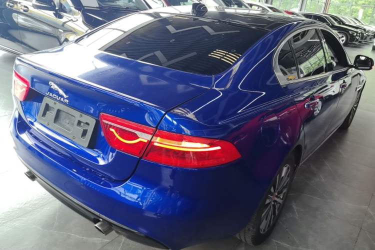 Used Jaguar XEL 2019 2.0T 200 PS Luxury Edition Rear Right 45 Deg