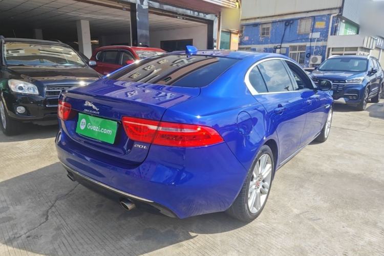 Used Jaguar XEL 2019 2.0T 200 PS Deluxe Edition Rear Right 45 Deg