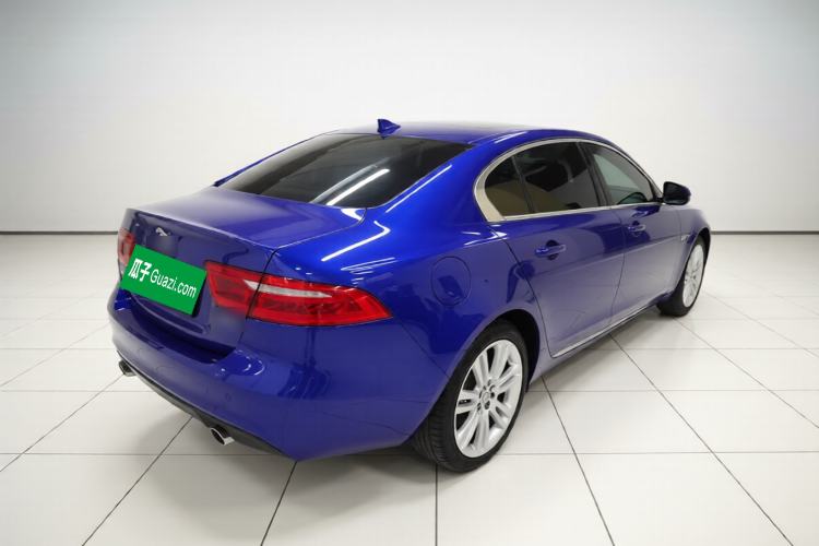 Used Jaguar XEL 2019 2.0T 200 PS Deluxe Edition Rear Right 45 Deg