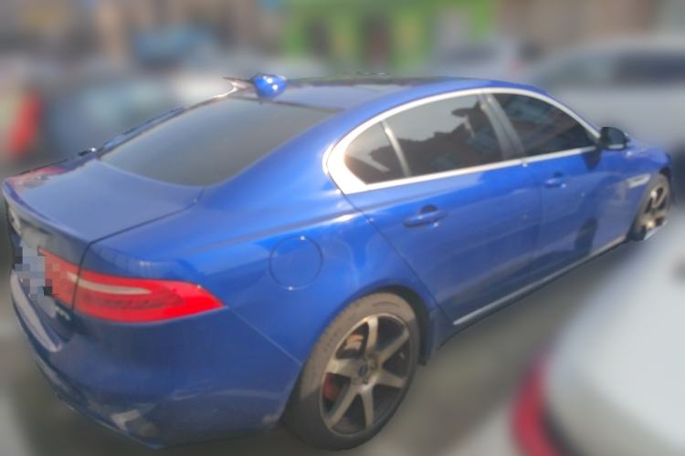 Used Jaguar XEL 2019 2.0T 200 PS Deluxe Edition Rear Right 45 Deg