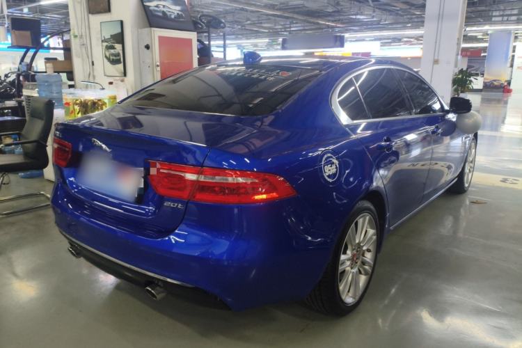 Used Jaguar XEL 2019 2.0T 200 PS Deluxe Edition Rear Right 45 Deg