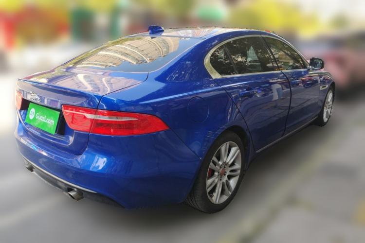 Used Jaguar XEL 2019 2.0T 200 PS Deluxe Edition Rear Right 45 Deg