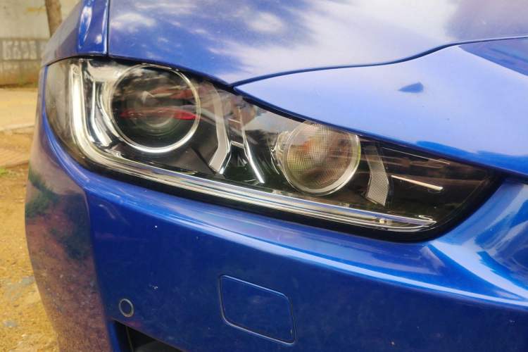 Used Jaguar XEL 2019 2.0T 200 PS Luxury Edition Right Front Headlight