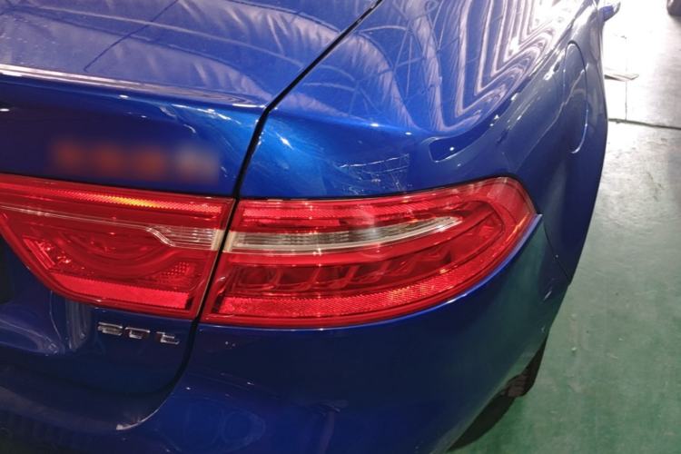 Used Jaguar XEL 2019 2.0T 200 PS Deluxe Edition Right Rear Taillight