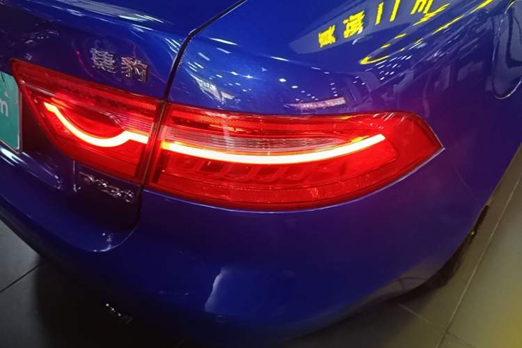 Used Jaguar XEL 2019 2.0T 200 PS Deluxe Edition Right Rear Taillight