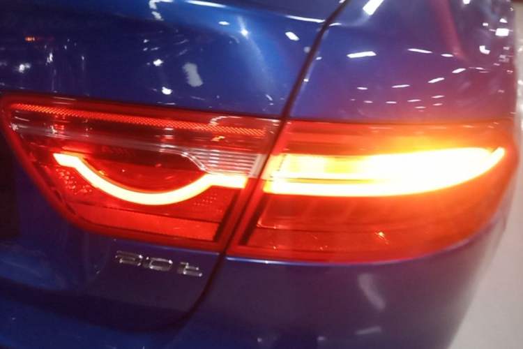 Used Jaguar XEL 2019 2.0T 200 PS Elite Edition Right Rear Taillight