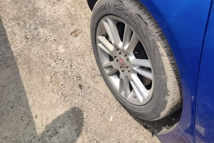 Used Jaguar XEL 2019 2.0T 200 PS Luxury Edition Right Rear Wheel Hub
