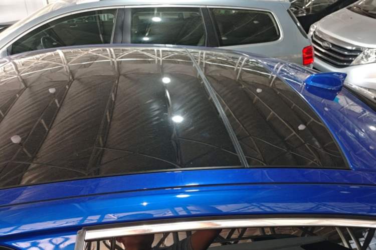 Used Jaguar XEL 2019 2.0T 200 PS Deluxe Edition Roof