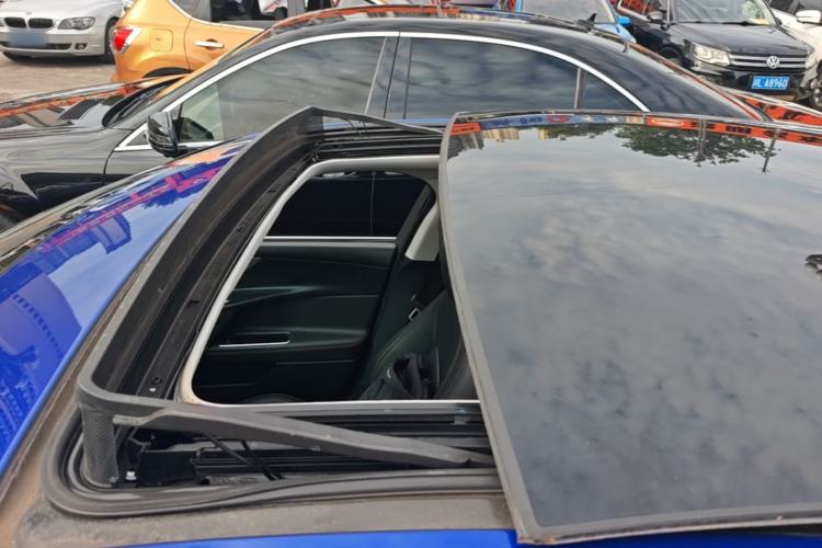 Used Jaguar XEL 2019 2.0T 200 PS Deluxe Edition Roof