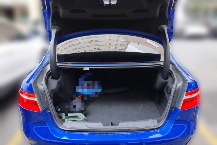 Used Jaguar XEL 2019 2.0T 200 PS Elite Edition Trunk
