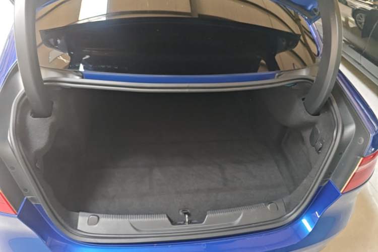 Used Jaguar XEL 2019 2.0T 200 PS Luxury Edition Trunk