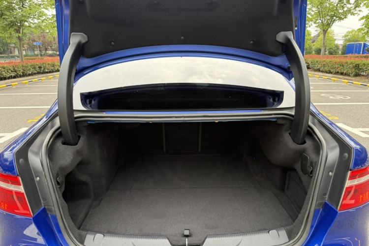Used Jaguar XEL 2019 2.0T 200 PS Luxury Edition Trunk