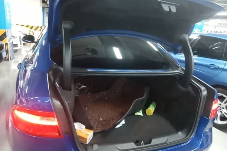 Used Jaguar XEL 2019 2.0T 200 PS Elite Edition Trunk