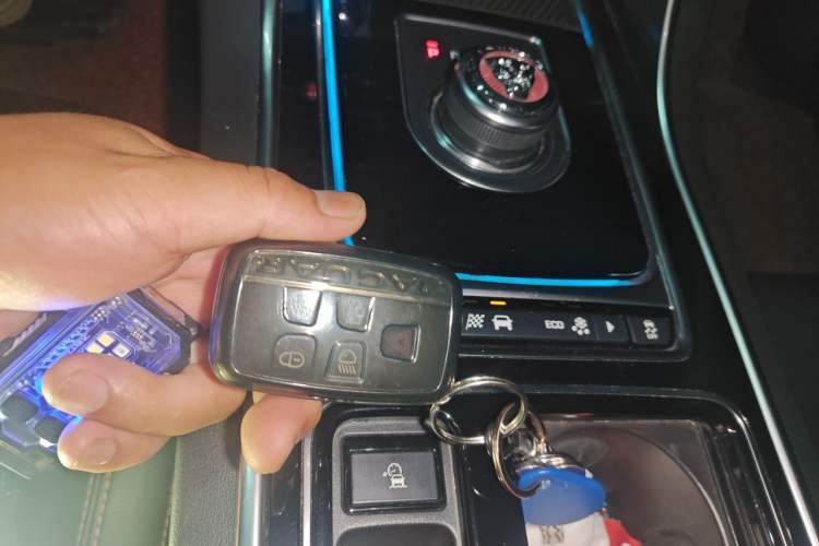 Used Jaguar XEL 2019 2.0T 250 PS Premium Edition Vehicle Key