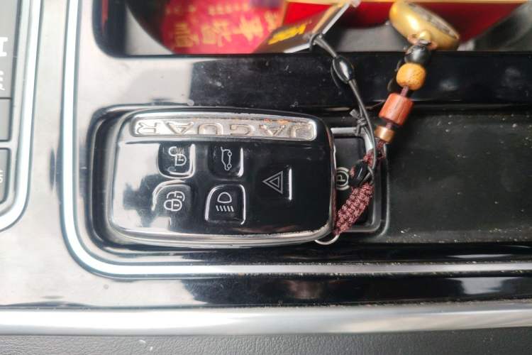 Used Jaguar XEL 2019 2.0T 200 PS Luxury Edition Vehicle Key
