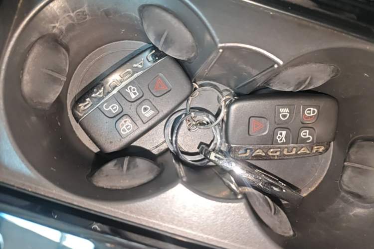 Used Jaguar XEL 2019 2.0T 200 PS Luxury Edition Vehicle Key