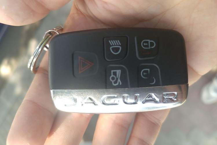 Used Jaguar XEL 2019 2.0T 200 PS Luxury Edition Vehicle Key