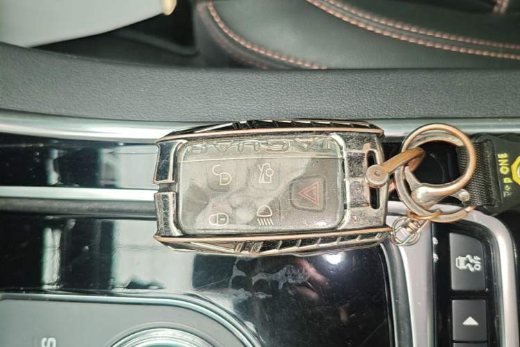 Used Jaguar XEL 2019 2.0T 200 PS Luxury Edition Vehicle Key