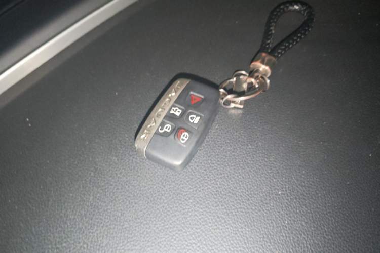 Used Jaguar XEL 2019 2.0T 200 PS Luxury Edition Vehicle Key