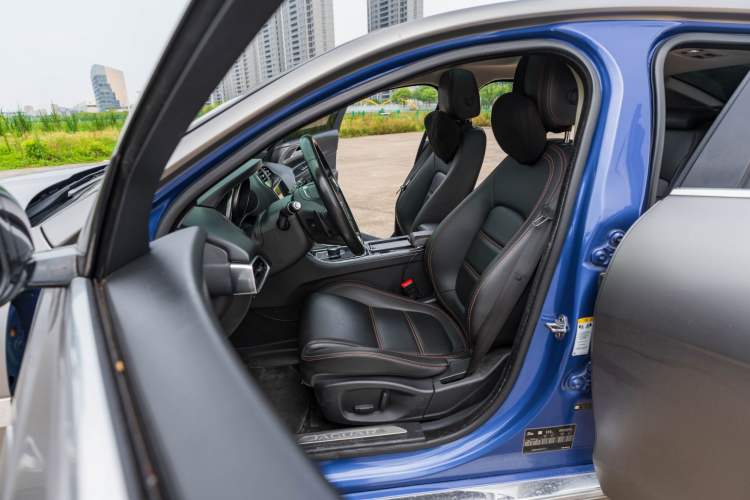 Used Jaguar XEL 2019 2.0T 200 PS Luxury Edition Driver Seat