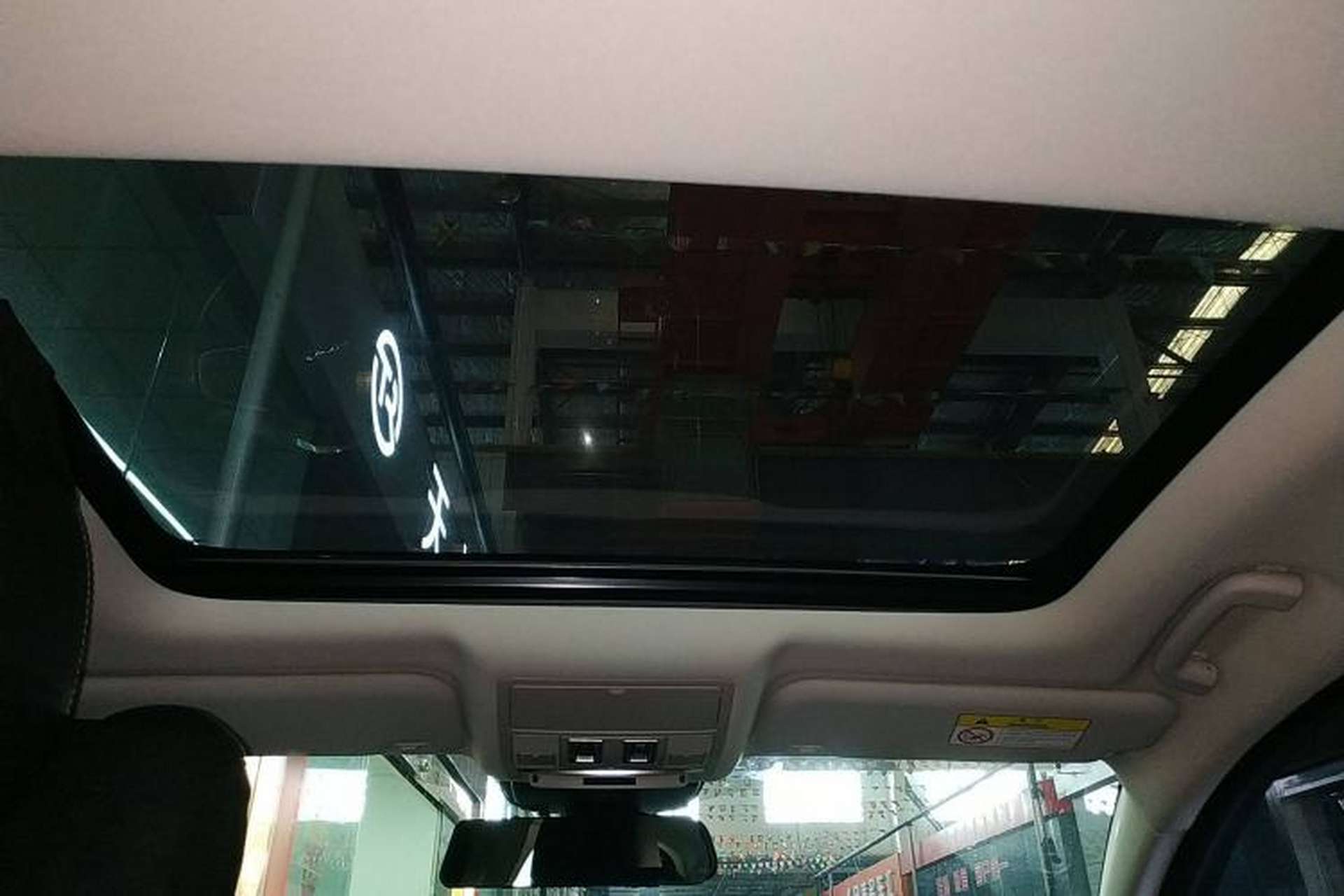Used Jaguar XEL 2019 2.0T 200 PS Luxury Edition Headliner