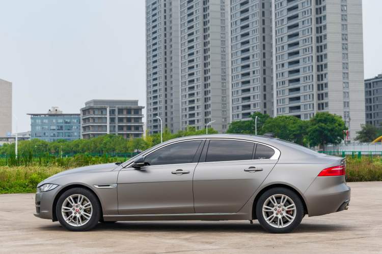 Used Jaguar XEL 2019 2.0T 200 PS Luxury Edition Left Side