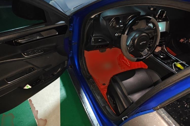 Used Jaguar XEL 2019 2.0T 200 PS Elite Edition Driver Seat