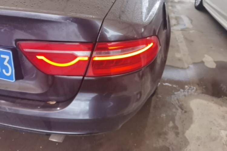 Used Jaguar XEL 2019 2.0T 200 PS Deluxe Edition Exterior 3