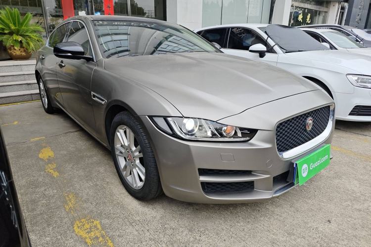 Used Jaguar XEL 2019 2.0T 200 PS Luxury Edition Front Right 45 Deg
