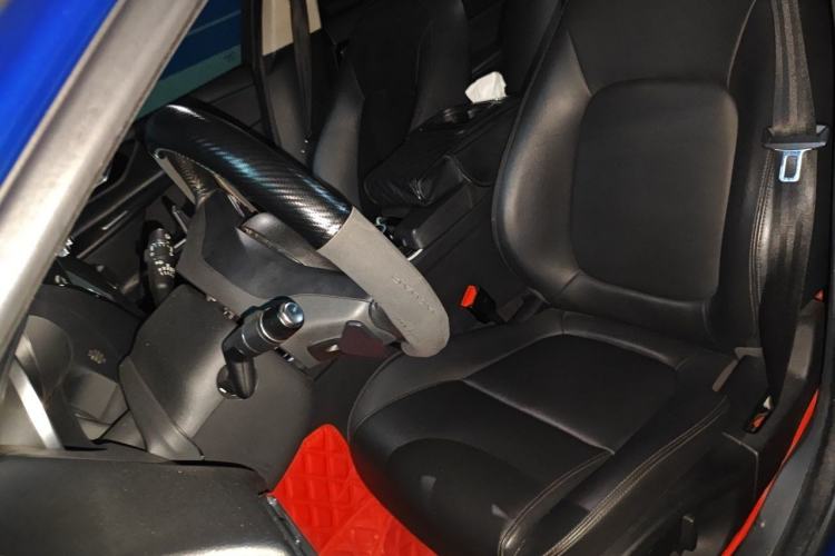 Used Jaguar XEL 2019 2.0T 200 PS Elite Edition Left Front Seat