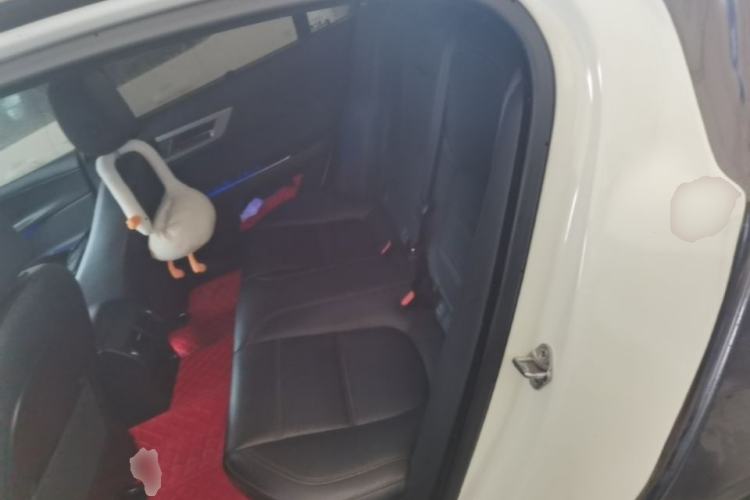 Used Jaguar XEL 2019 2.0T 200 PS Deluxe Edition Left Rear Seat